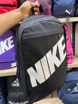 Sac au dos NIKE grand taille  5