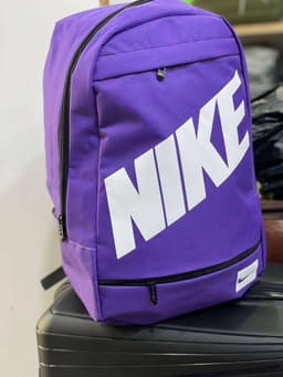 Sac au dos NIKE grand taille  1